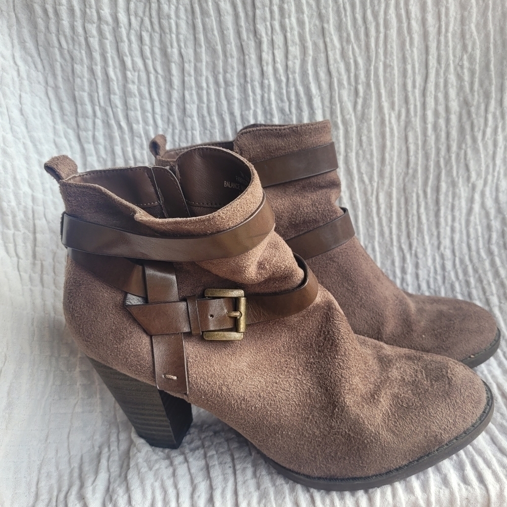 Coach and Four Liza heeled ankle boots- 7 - Picture 2 of 6